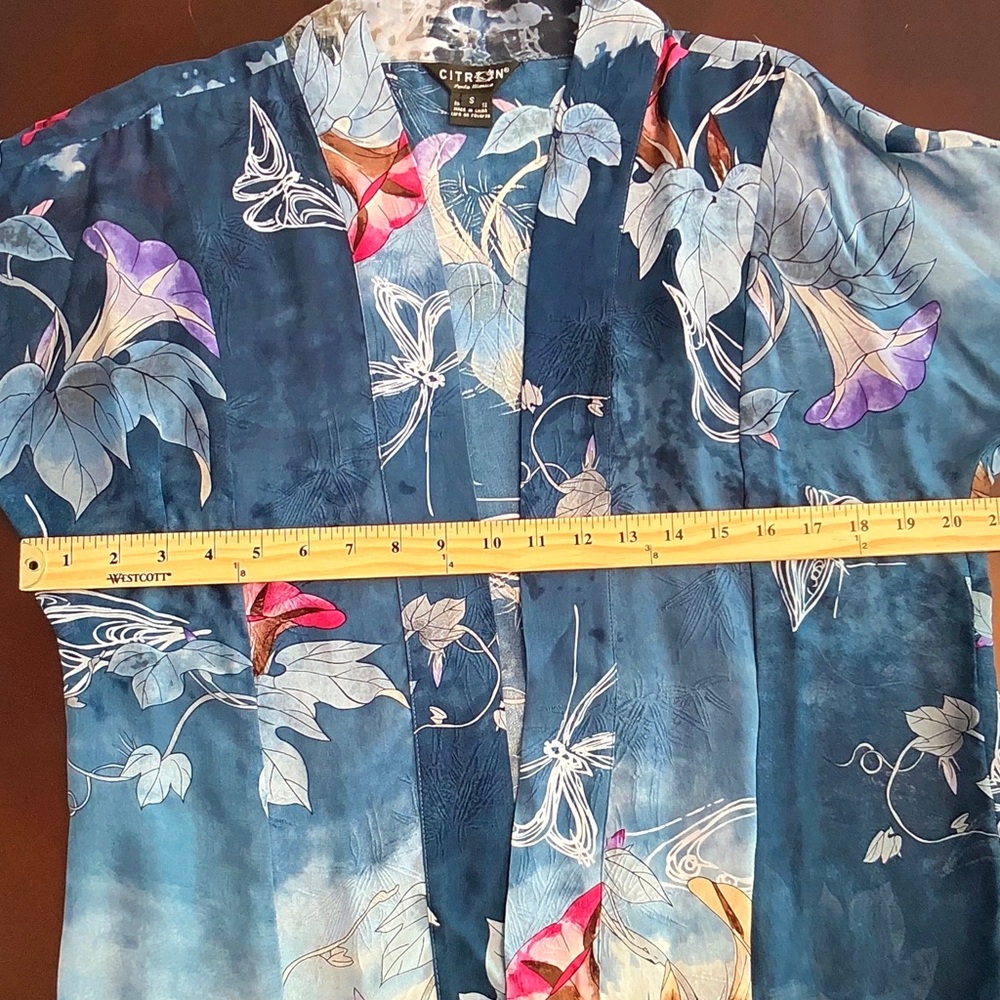Citron Blue Floral Sheer Kimono - Picture 8 of 9